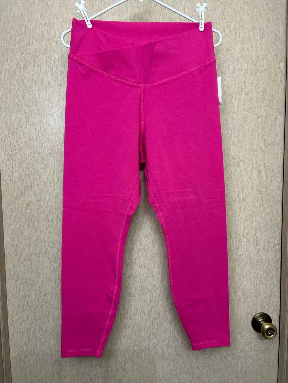 Old Navy - Pink Active Powerchill Leggings - Size L - NWT